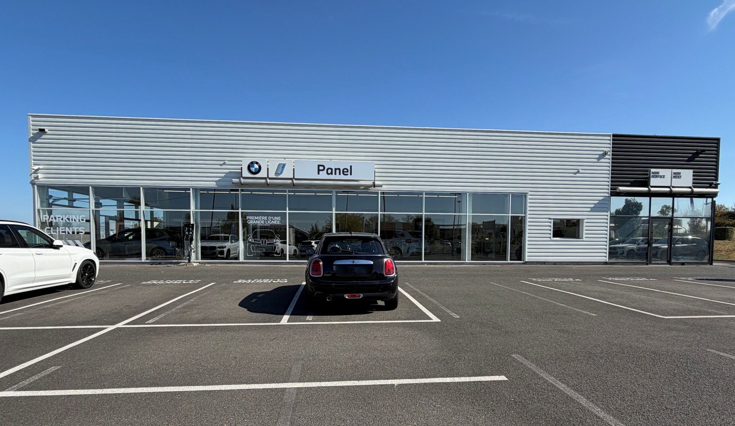 BMW – PANEL NEVERS