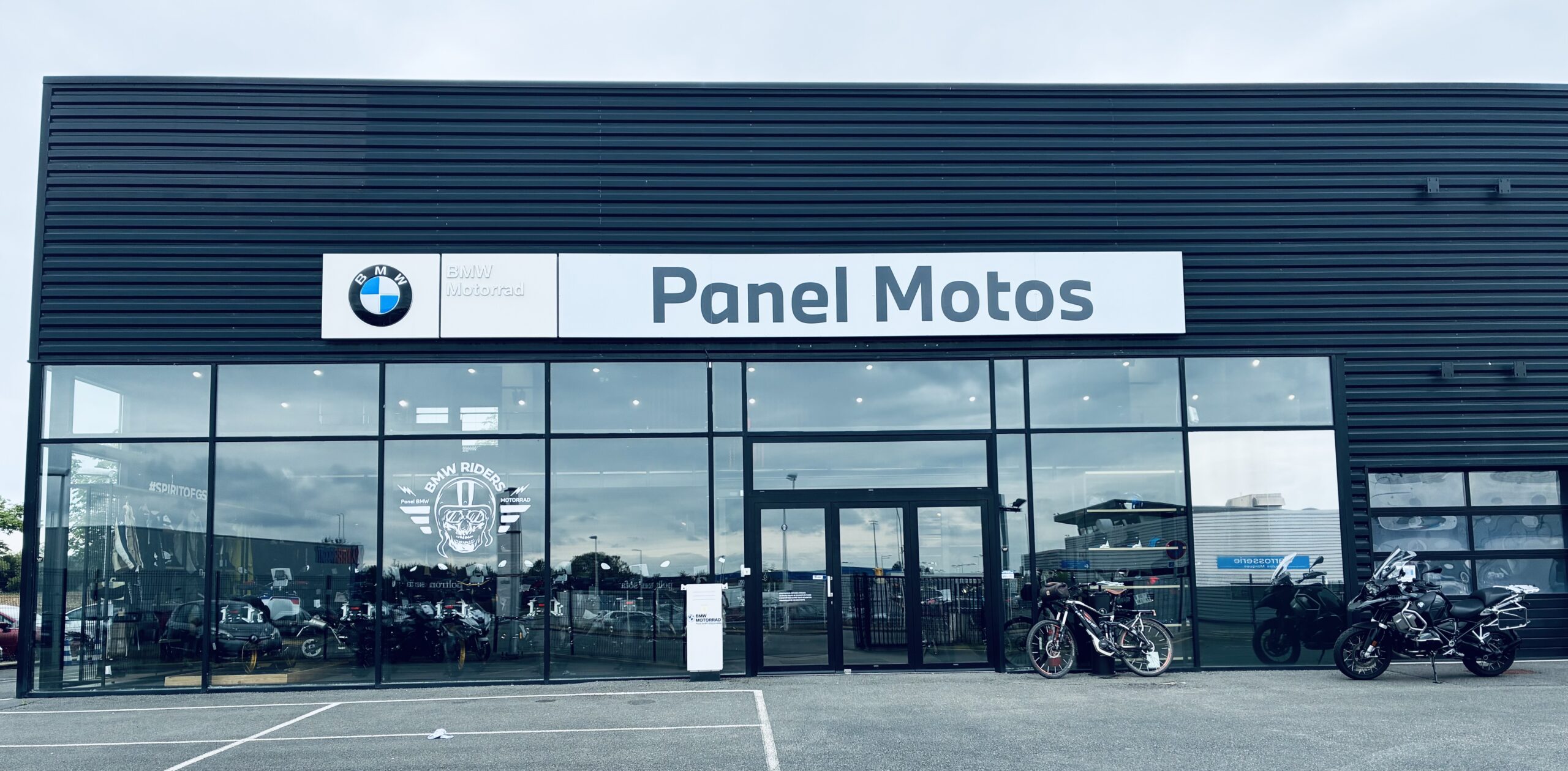 BMW Motorrad – PANEL MOTOS BOURGES